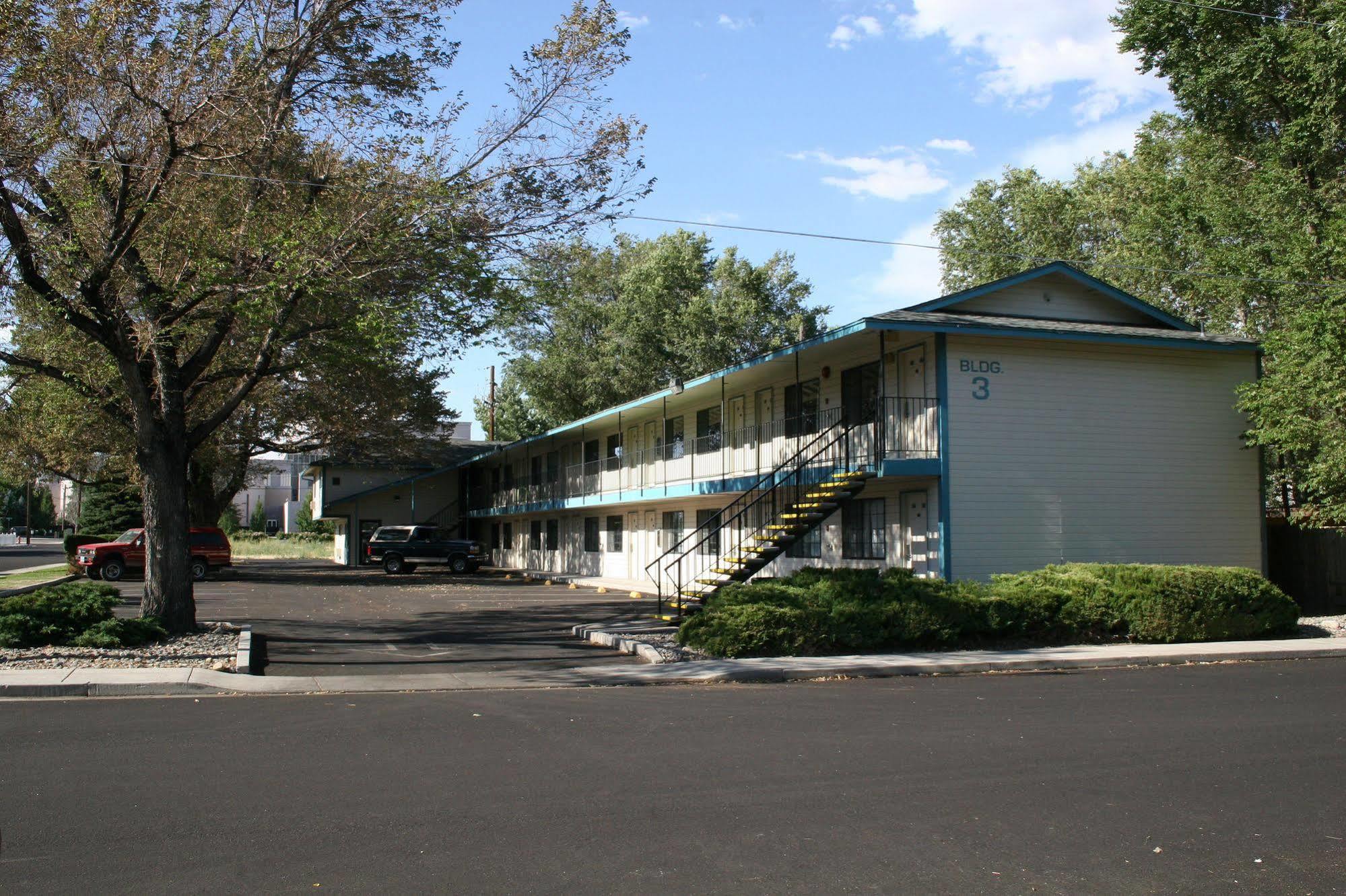 Carson City Plaza Hotel Esterno foto