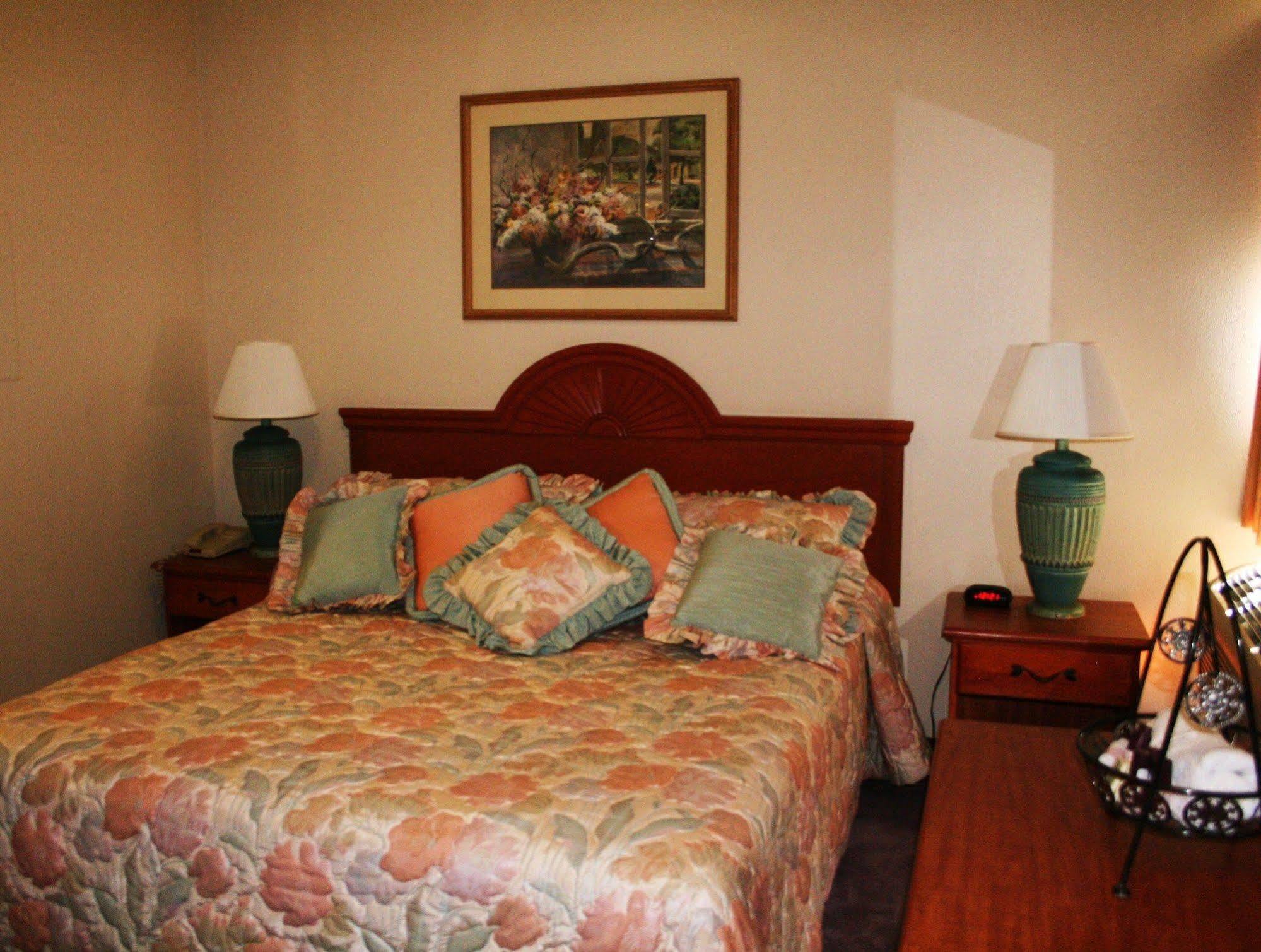 Carson City Plaza Hotel Esterno foto